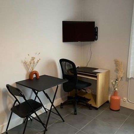 Chambre Independante Chez Particuliers Avec Salle De Bain Privative 昂斯 外观 照片